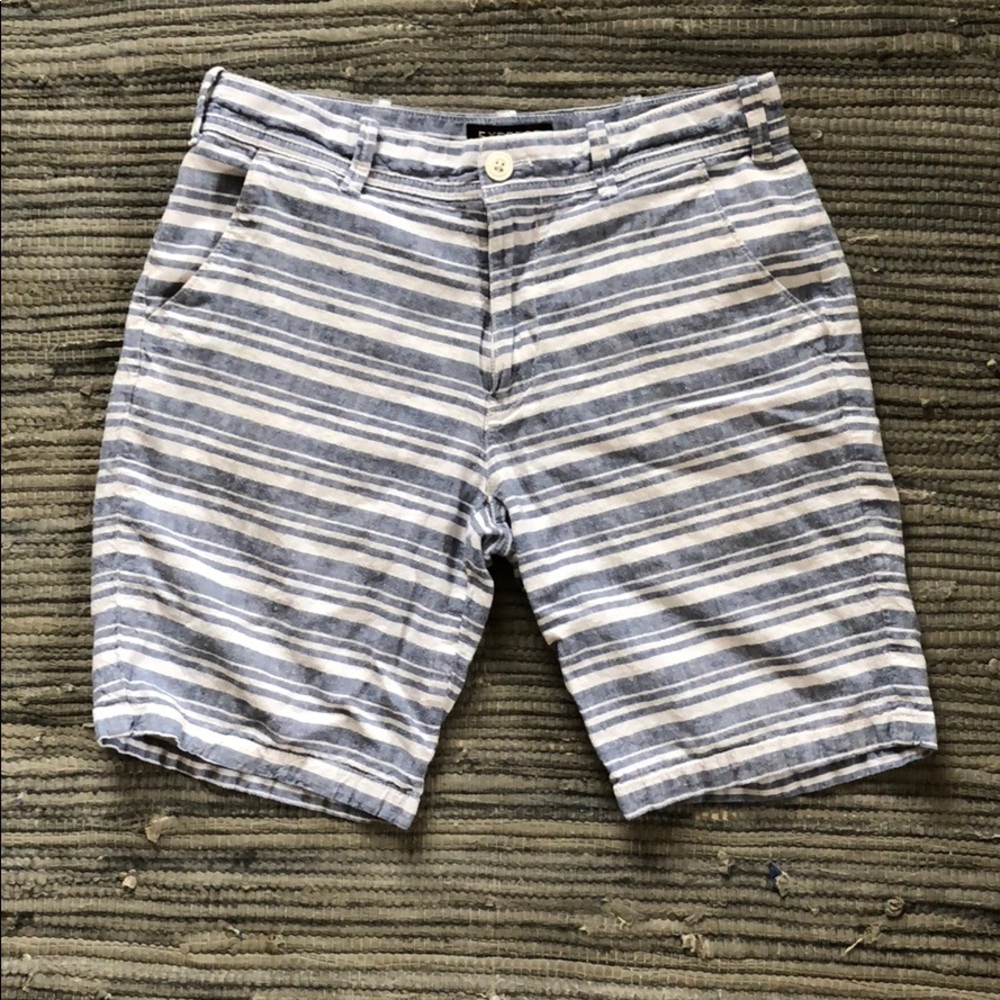 *sold* Striped express shorts